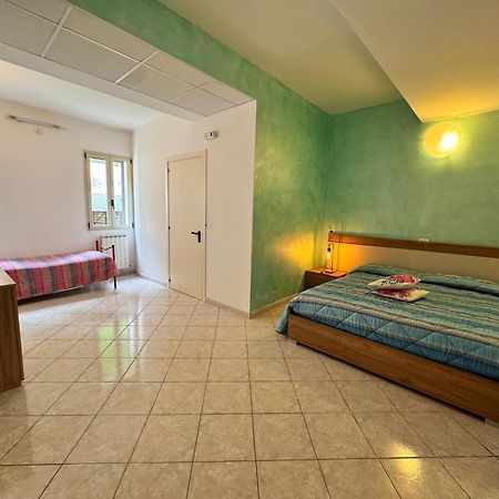 Hotel Da Bosio Genga  Esterno foto