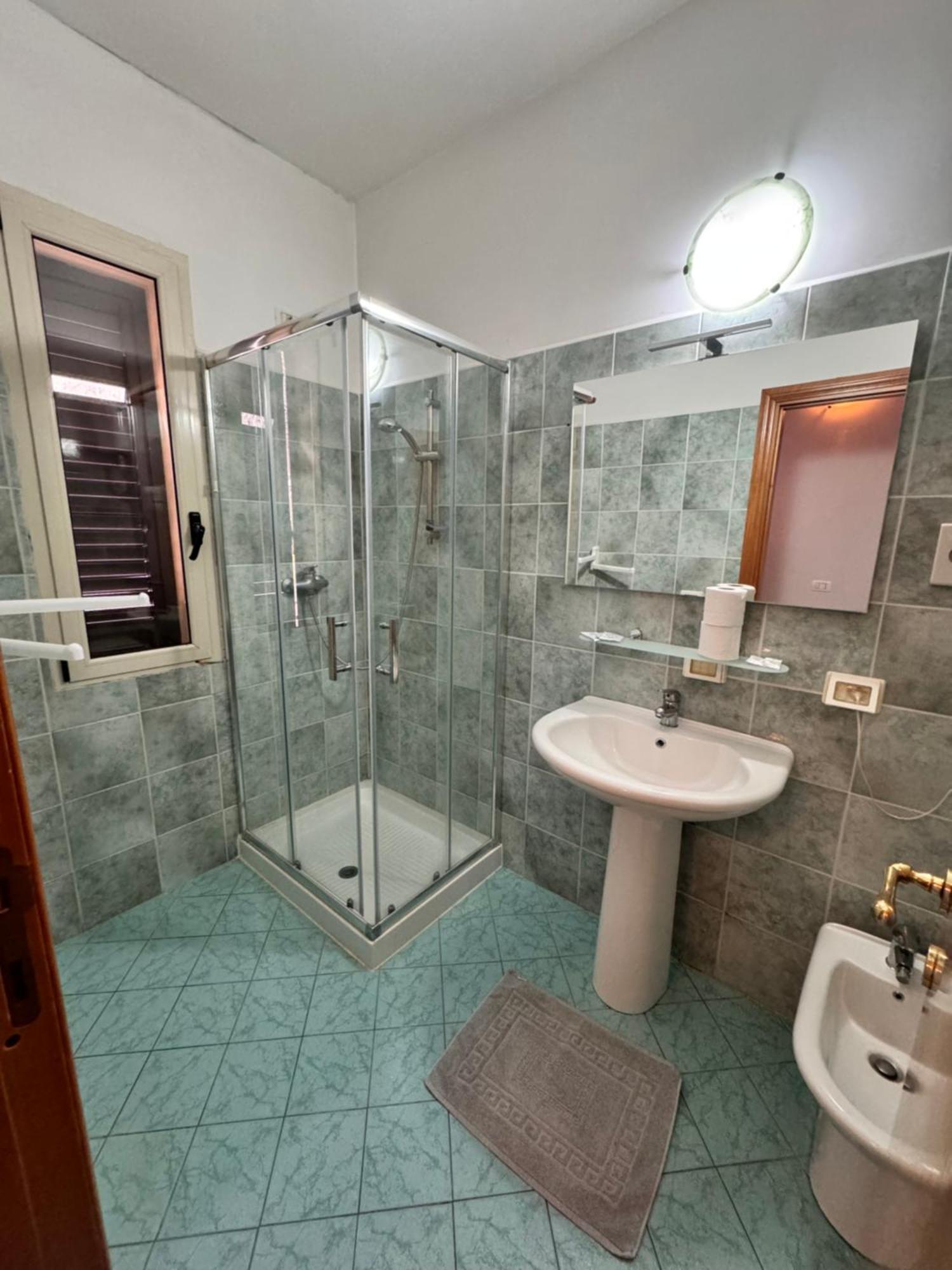 Hotel Da Bosio Genga  Esterno foto